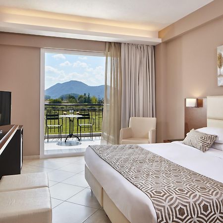 Aar Hotel & Spa יואנינה מראה חיצוני תמונה
