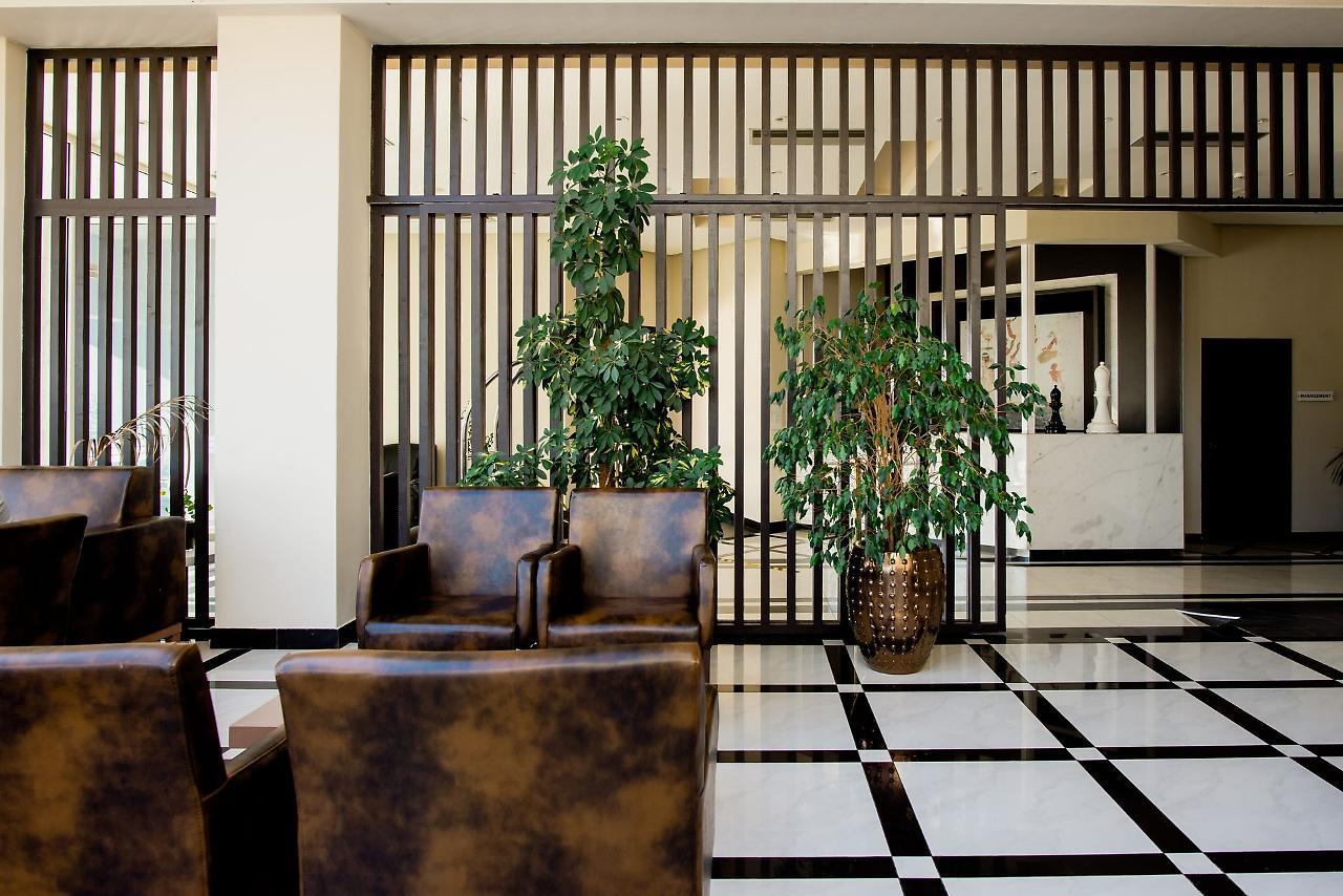 Aar Hotel & Spa יואנינה מראה חיצוני תמונה