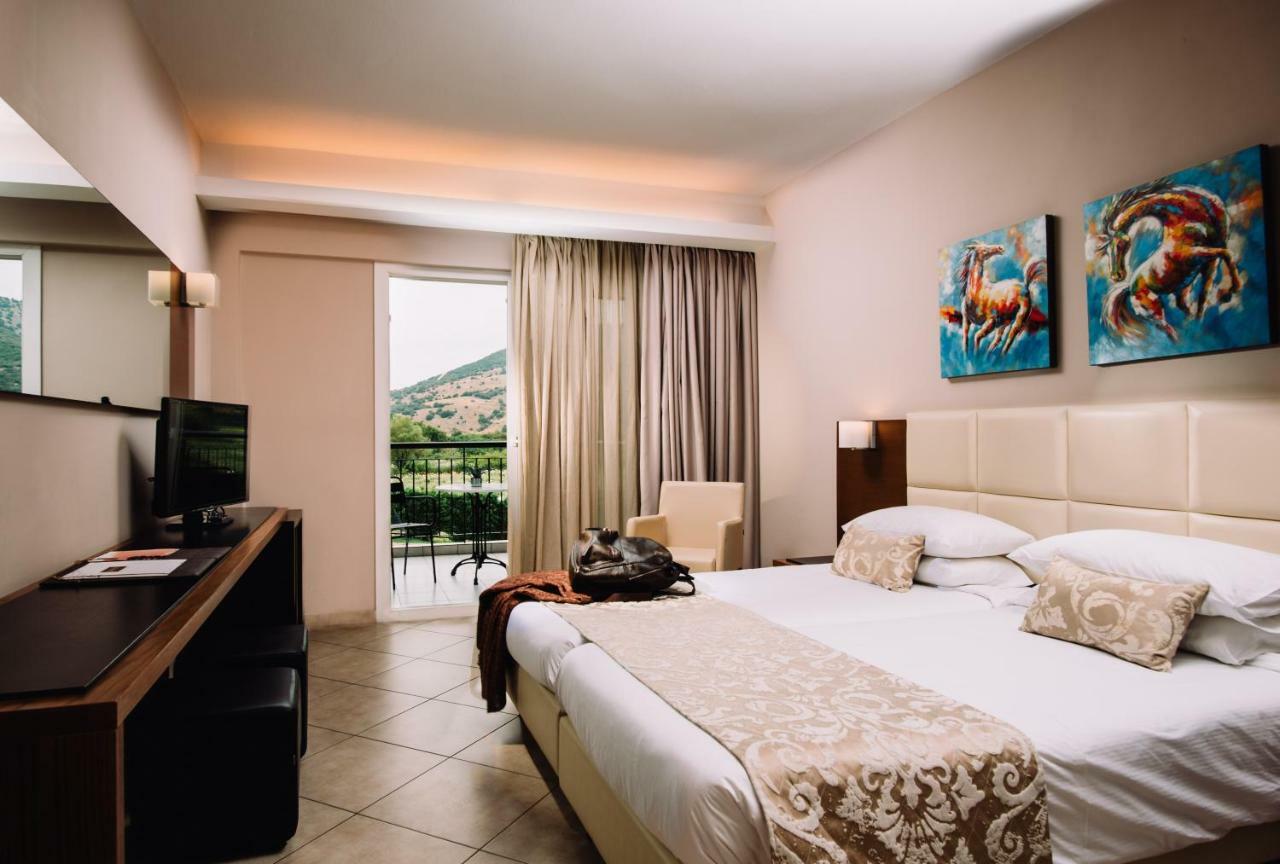 Aar Hotel & Spa יואנינה מראה חיצוני תמונה